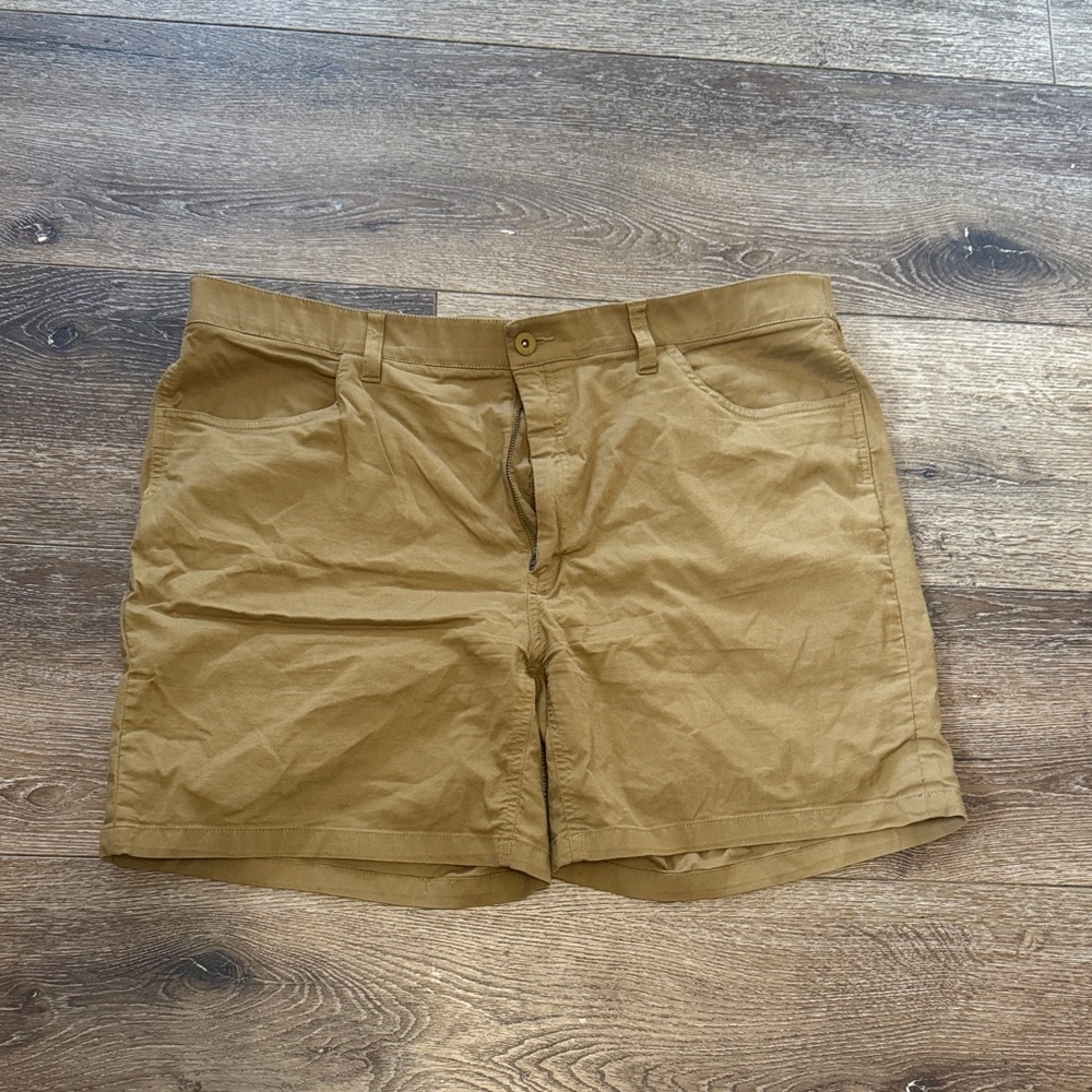 Orvis‎ khaki shorts 40